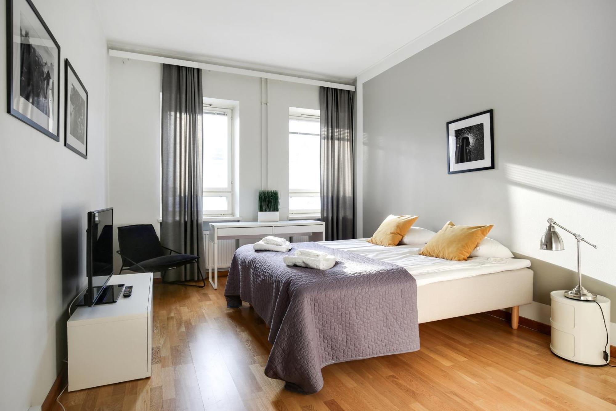 Kotimaailma Apartments Kamppi - 2Br In The City Center With Code Lock Helsinki Exterior foto